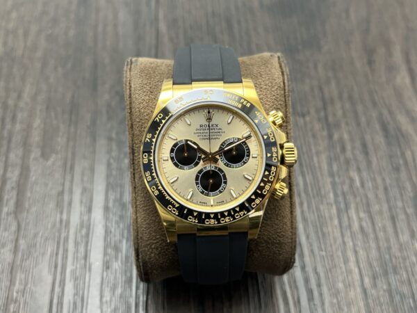 ROLEX Cosmograph Daytona 126518LN Yellow Dial - Image 2