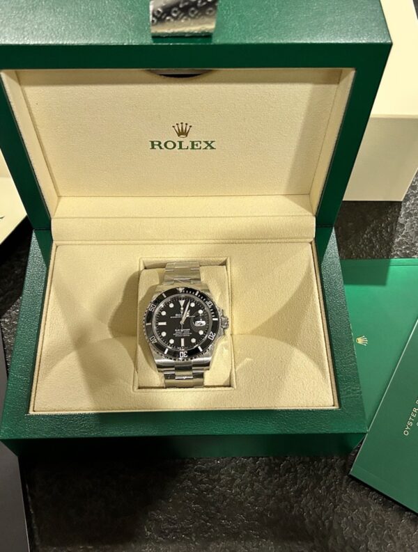 Rolex Submariner Date Black - Image 11