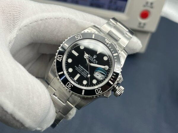 Rolex Submariner Date Black - Image 4