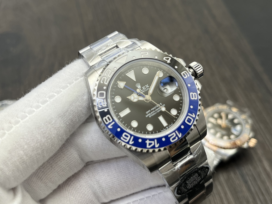 Rolex GMT-Master II Blue & Black Bezel 40mm – Automatic 3285 Movement, Dual Time, Date Display - Image 5