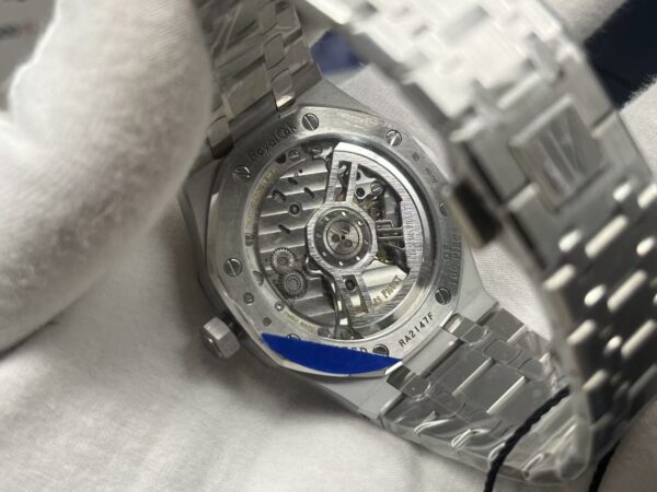 Audemars Piguet Royal Oak 41mm Blue Dial 18K White Gold - Image 7