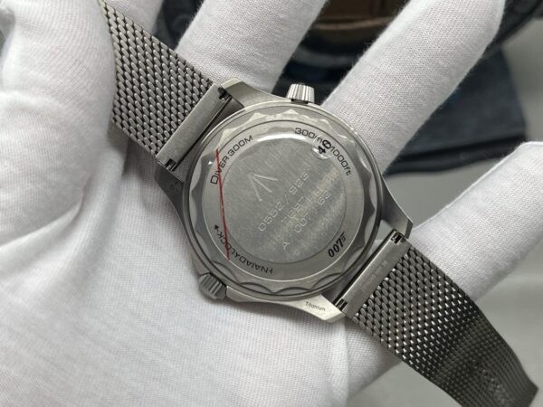 OMEGA Seamaster 300M Diver 007 Edition Automatic 42mm Black Dial - Image 7