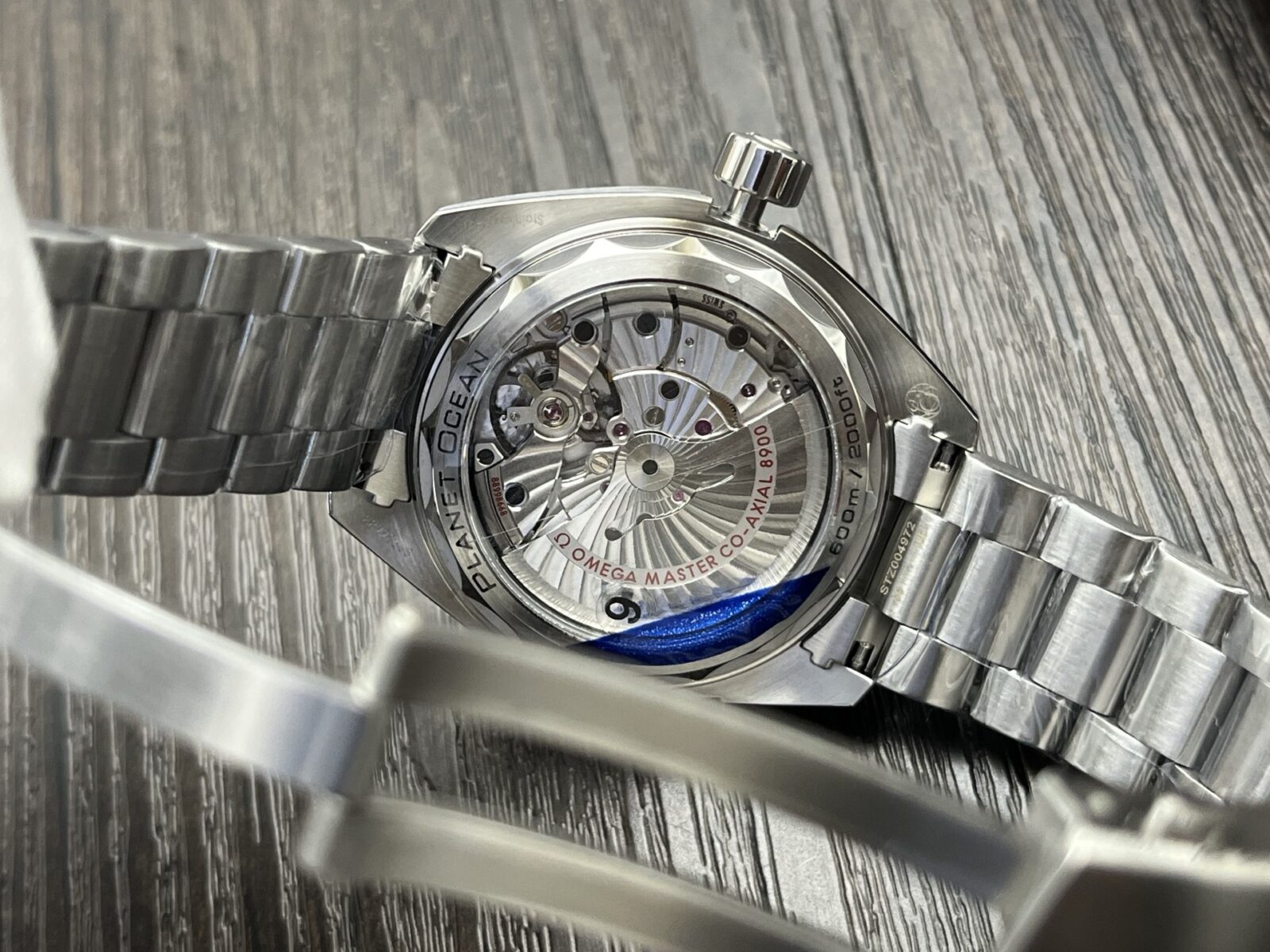 OMEGA Seamaster Planet Ocean 600M 43.5mm “Quarter Orange” – Caliber 8900 Automatic - Image 8