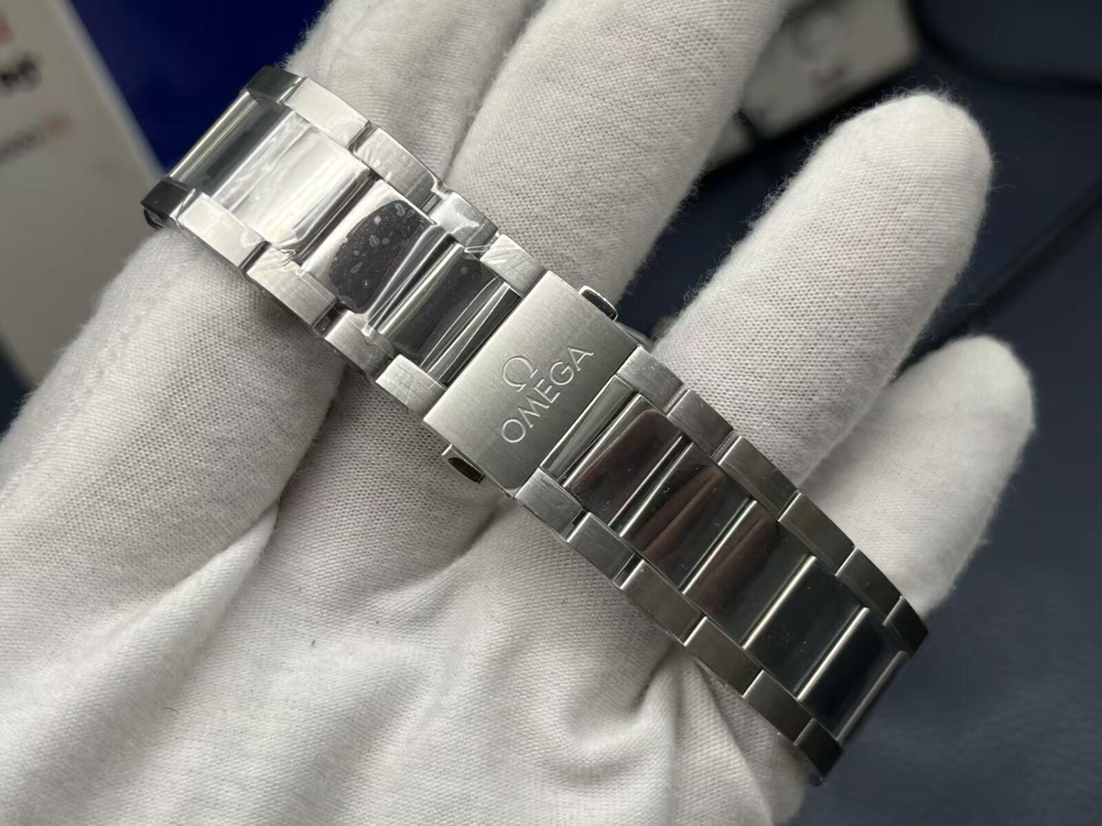 OMEGA Seamaster Aqua Terra 150M Automatic Watch 41mm Blue Dial - Image 8