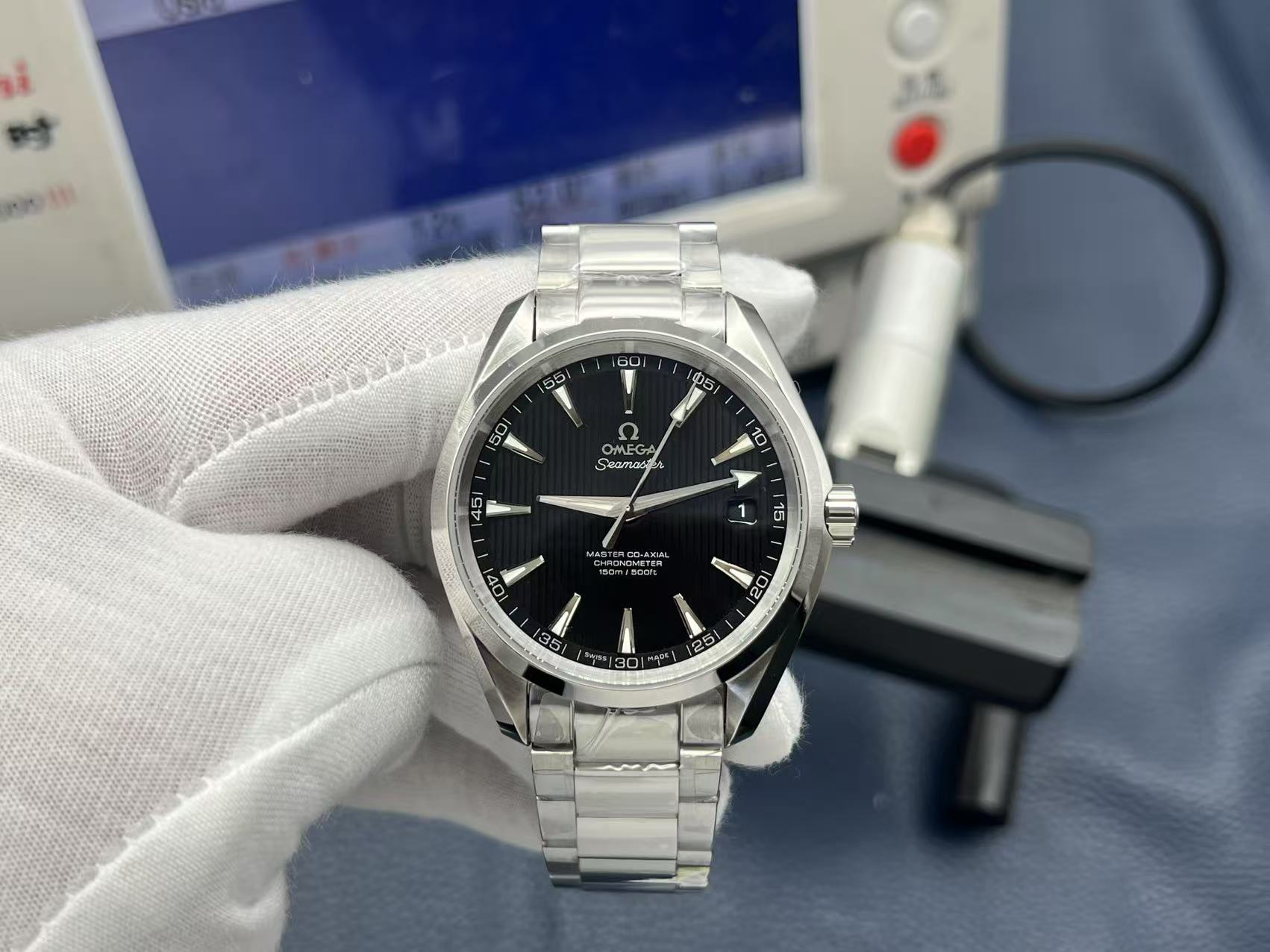 OMEGA Seamaster Aqua Terra 150M Co‑Axial Master Chronometer 38.5mm Black Dial Steel - Image 3