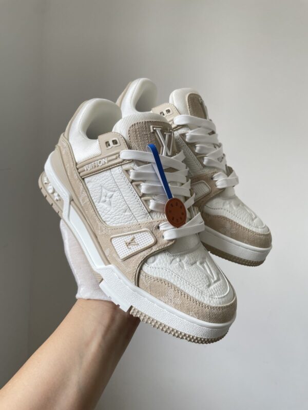LOUIS VUITTON Trainer Beige (Men) - Image 2
