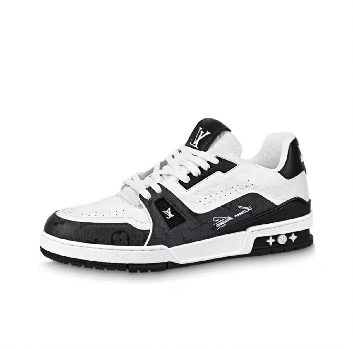 LOUIS VUITTON Trainer Black/White