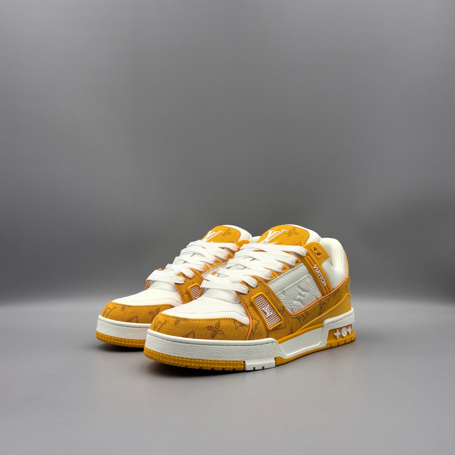 LOUIS VUITTON Trainer Orange/Yellow (Men) - Image 2