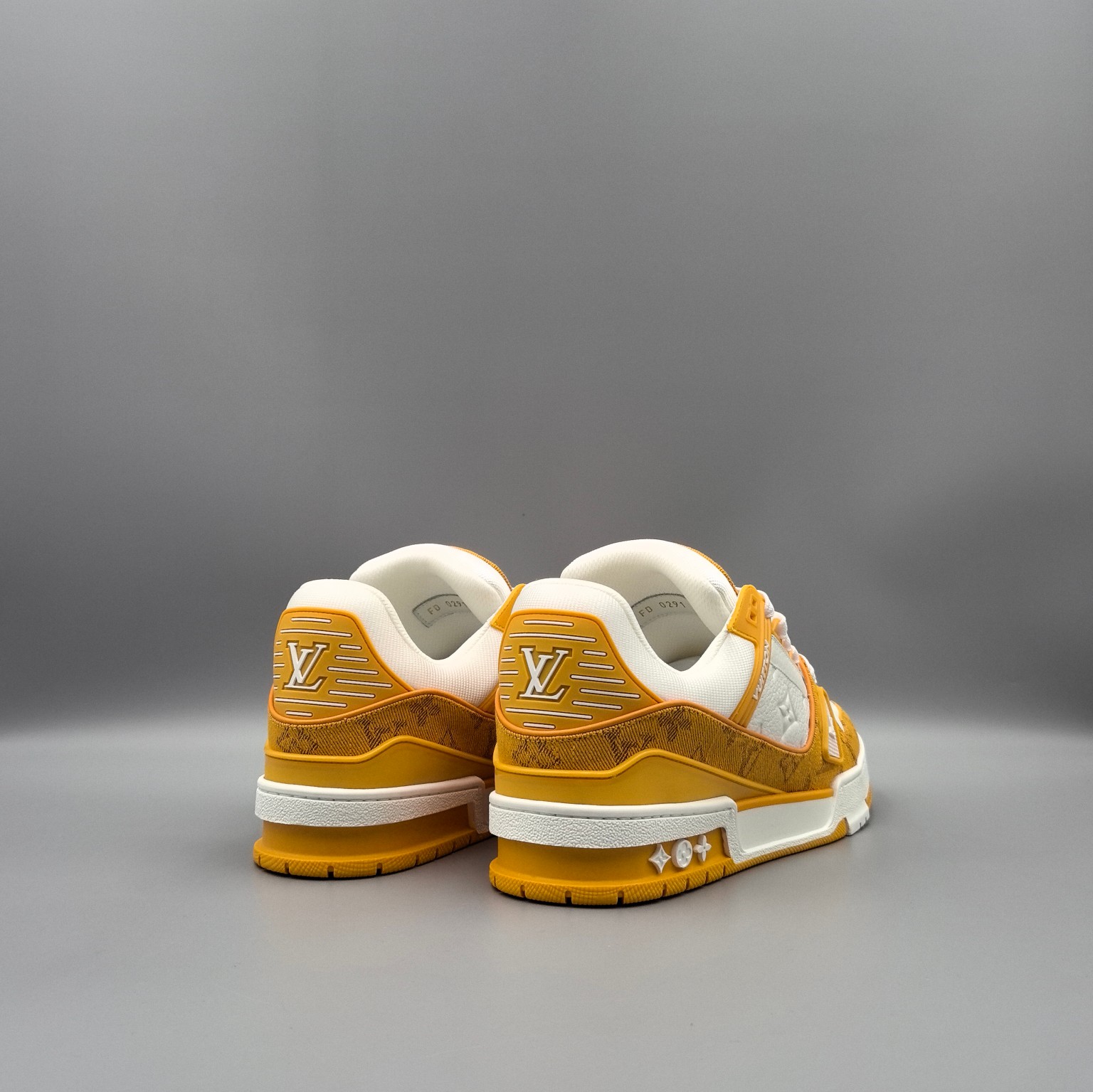 LOUIS VUITTON Trainer Orange/Yellow (Men) - Image 3