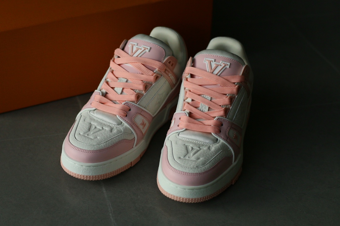 LOUIS VUITTON Trainer Rose Pink - Image 3
