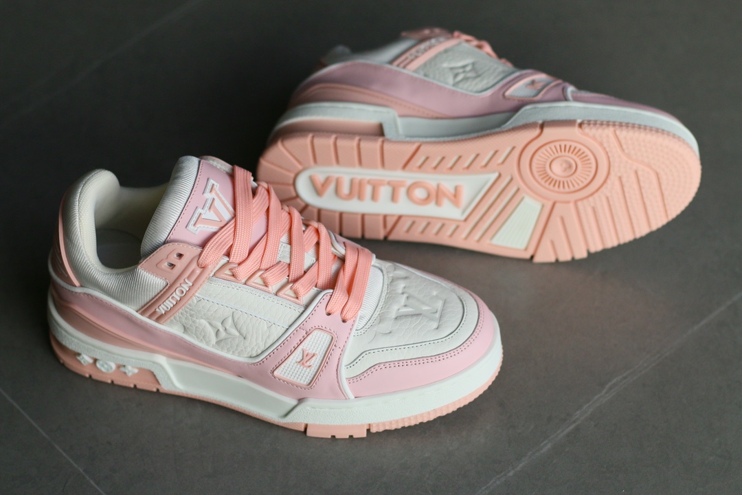 LOUIS VUITTON Trainer Rose Pink - Image 9
