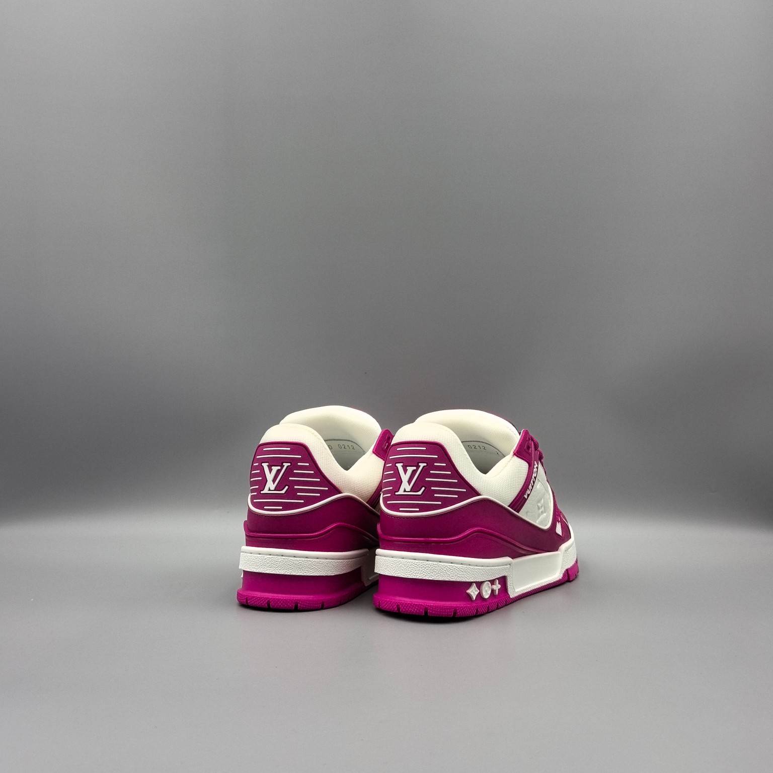 LOUIS VUITTON Trainer White/Purple - Image 3