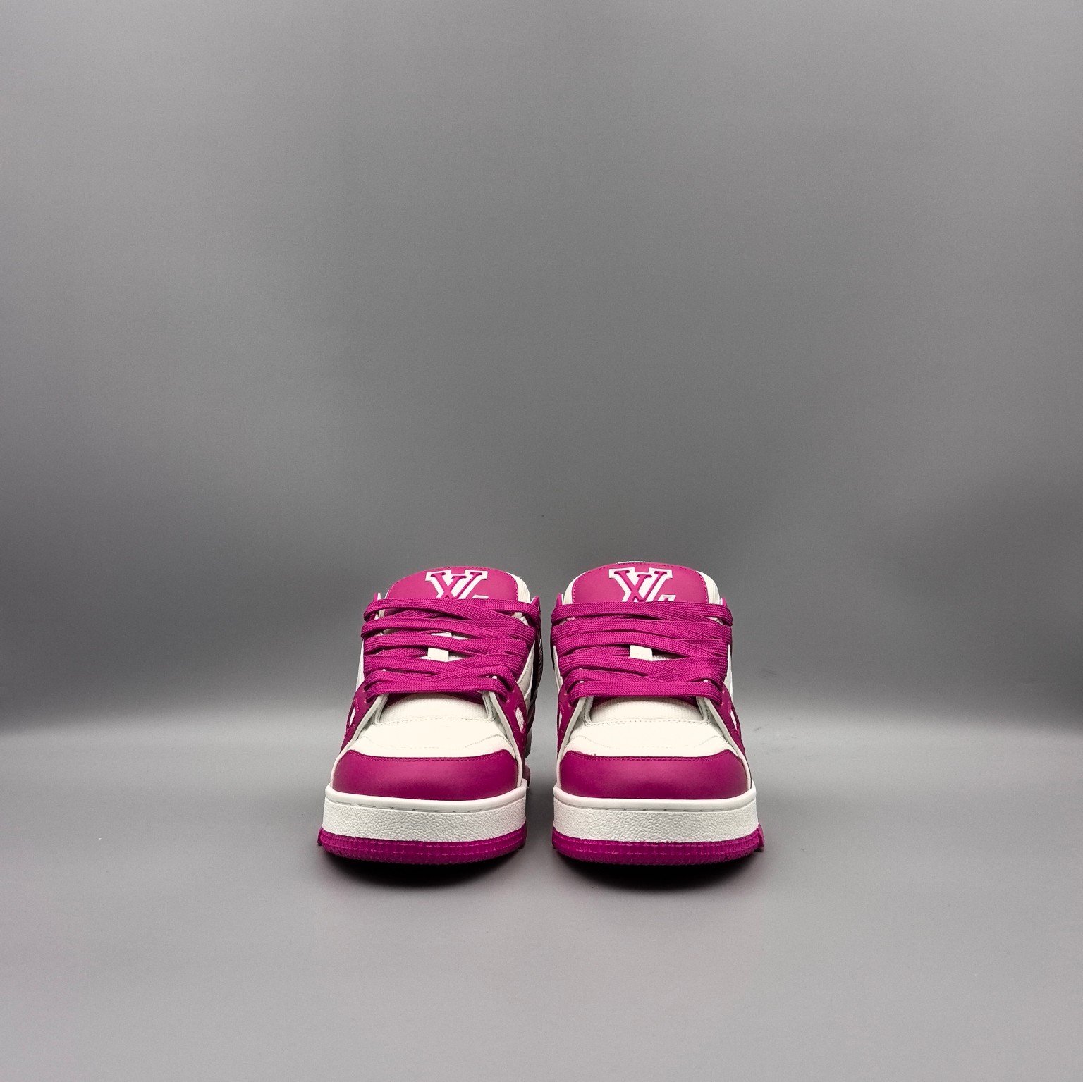 LOUIS VUITTON Trainer White/Purple - Image 4