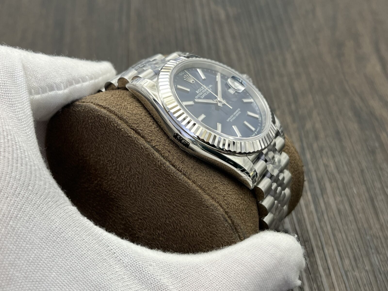ROLEX Datejust 41mm Blue Dial - Image 5