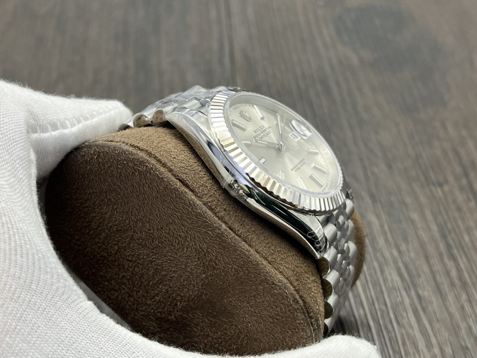 ROLEX Datejust 41mm Silver Dial - Image 5