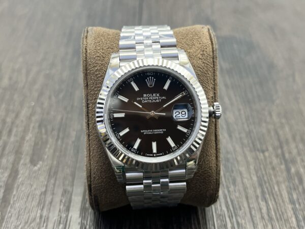 ROLEX Datejust 41mm Black Dial - Image 2