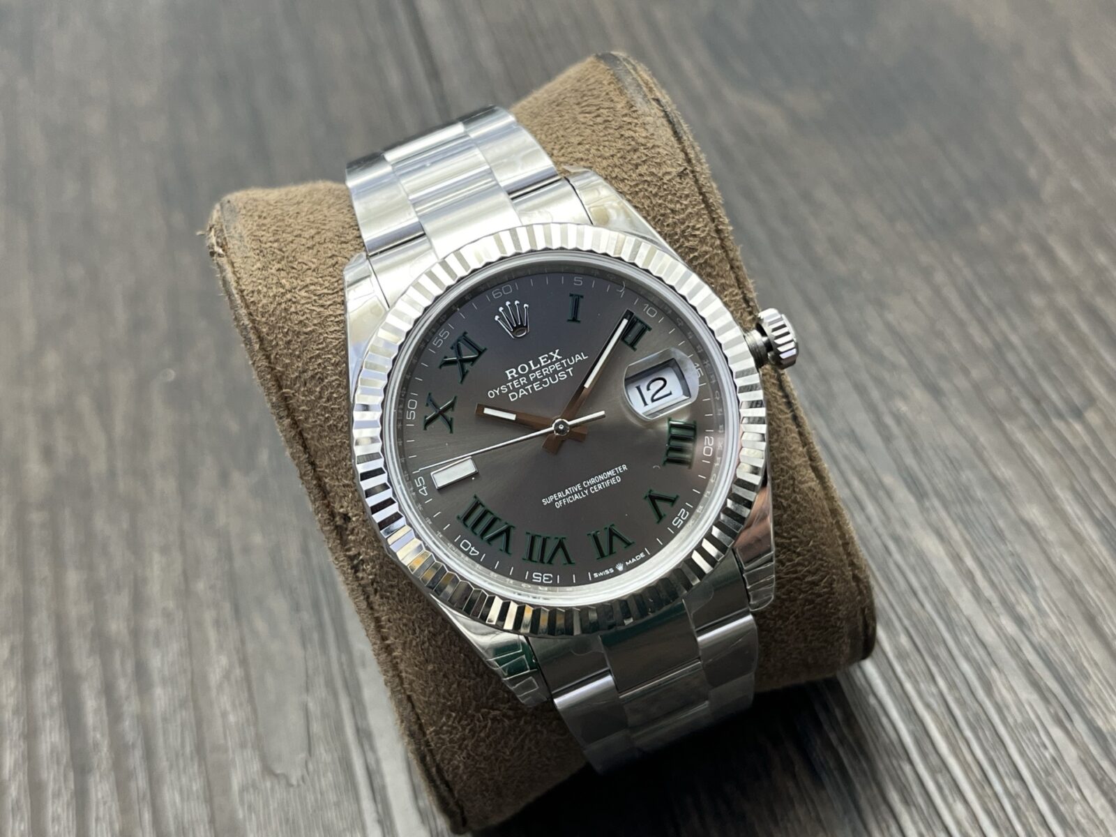 ROLEX Datejust 41mm Gray Dial - Image 3