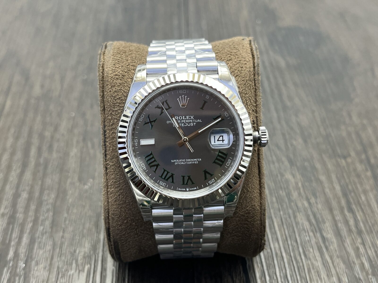 ROLEX Datejust 41mm Gray Dial - Image 2