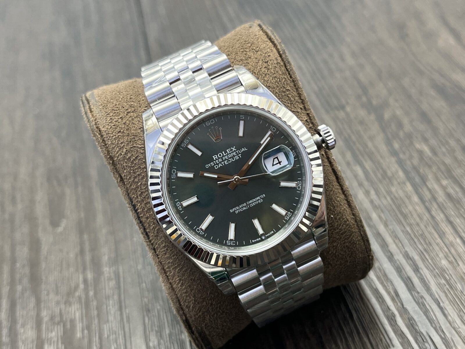 ROLEX Datejust 41mm Green Dial - Image 3