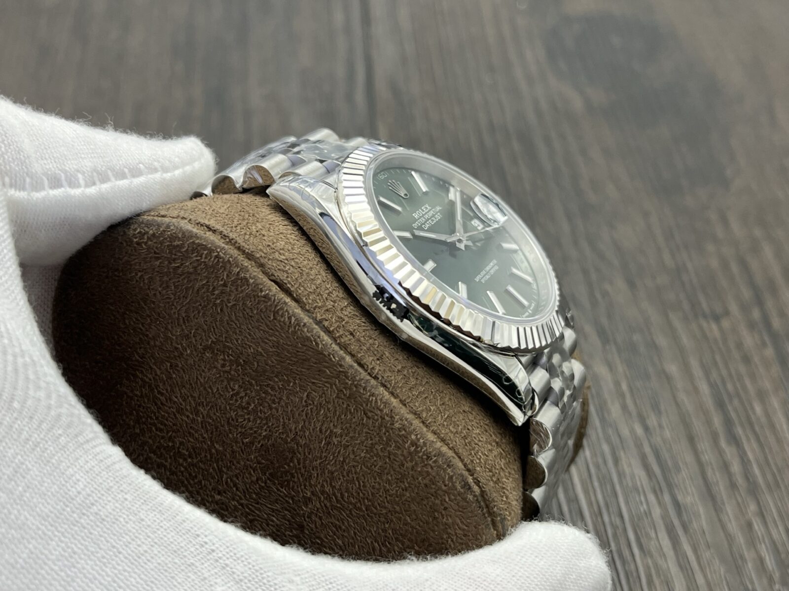 ROLEX Datejust 41mm Green Dial - Image 5