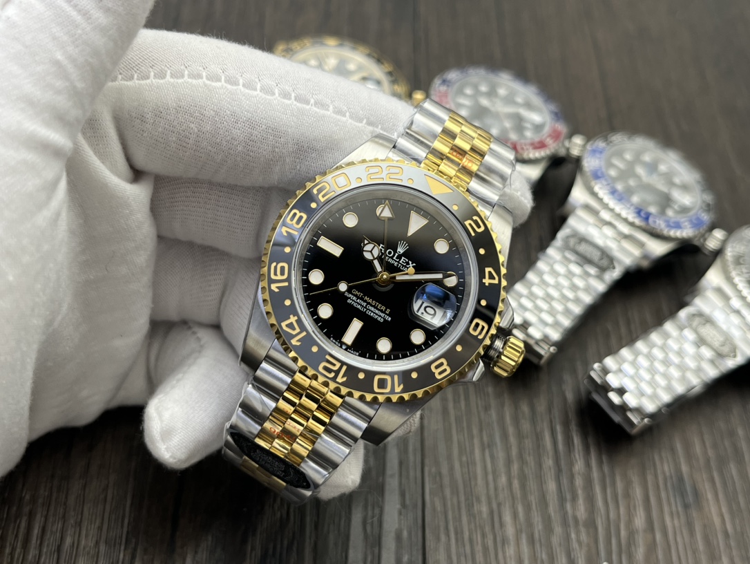 Rolex GMT-Master II 2023 Bi-Color 40mm – Automatic 3285 Movement, GMT Function, Oystersteel Case - Image 4