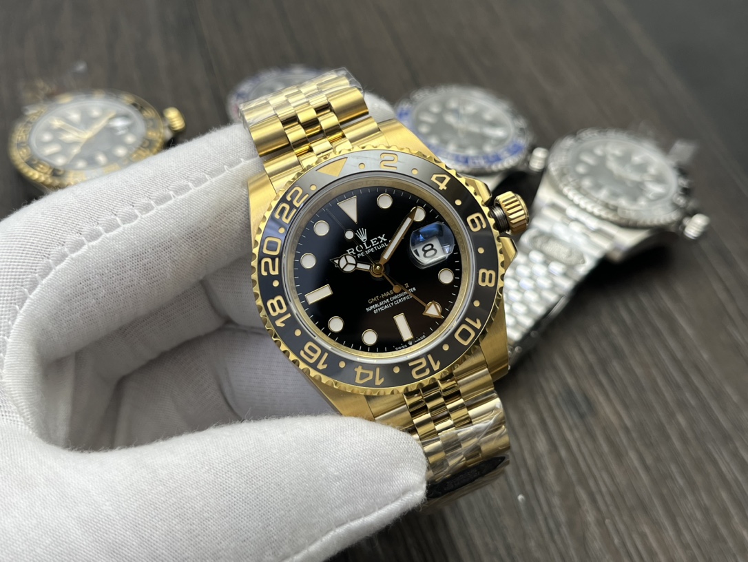 Rolex GMT-Master II 18ct Yellow Gold 40mm – Automatic 3285 Movement, Date Display, GMT Function - Image 2