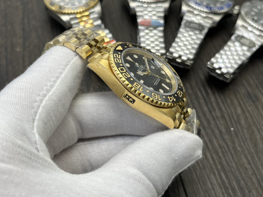 Rolex GMT-Master II 18ct Yellow Gold 40mm – Automatic 3285 Movement, Date Display, GMT Function - Image 6