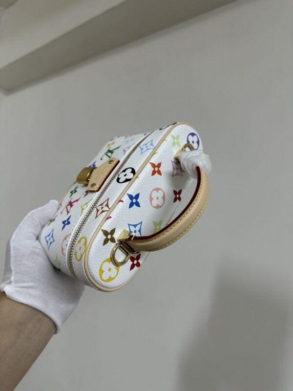Louis Vuitton x Takashi Murakami Vanity Pouch Monogram Multicolor – White - Image 6