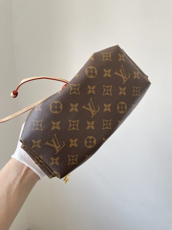 LOUIS VUITTON ODYSSÉE Monogram Canvas Bag - Image 8