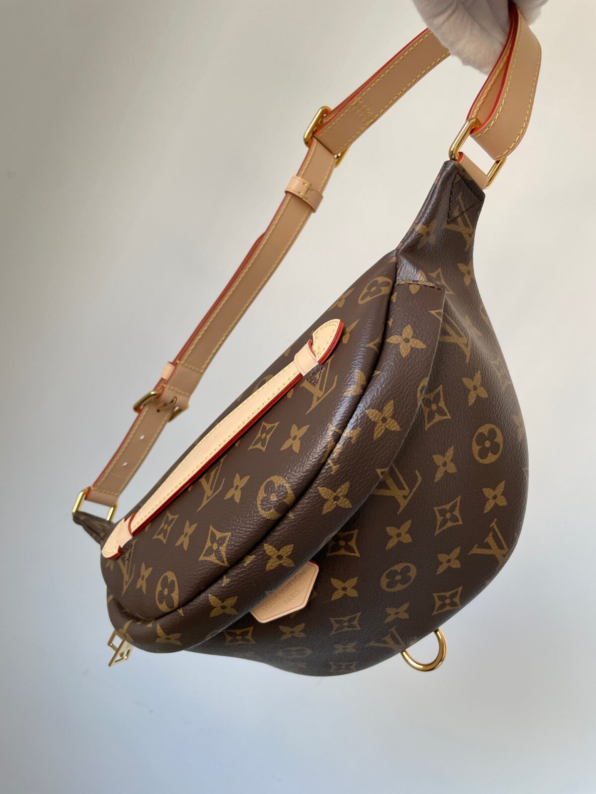 LOUIS VUITTON Bumbag Classic Monogram Chest/Belt Bag - Image 2
