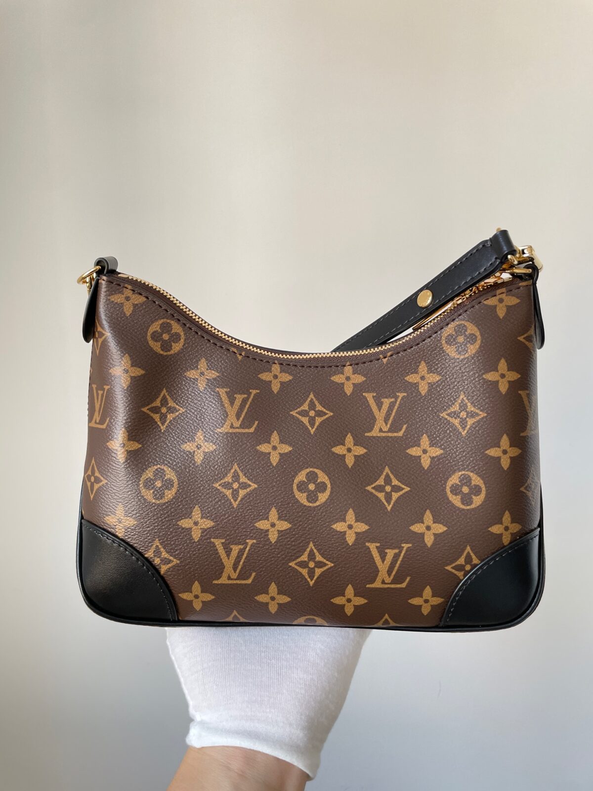 Louis Vuitton Boulogne Monogram Canvas Shoulder Bag Black - Image 3