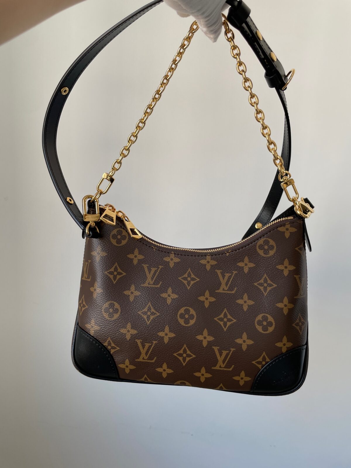 Louis Vuitton Boulogne Monogram Canvas Shoulder Bag Black - Image 6