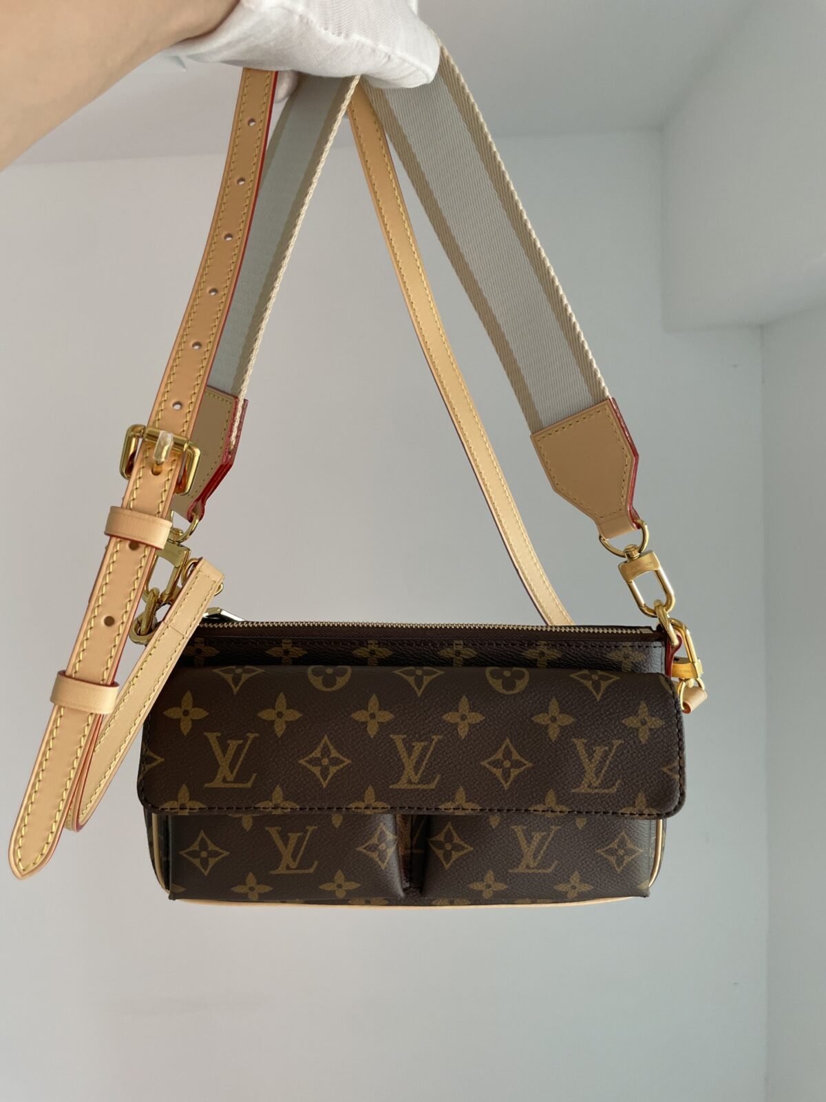 Louis Vuitton Vivacité Monogram Canvas Shoulder Bag – Brown - Image 2