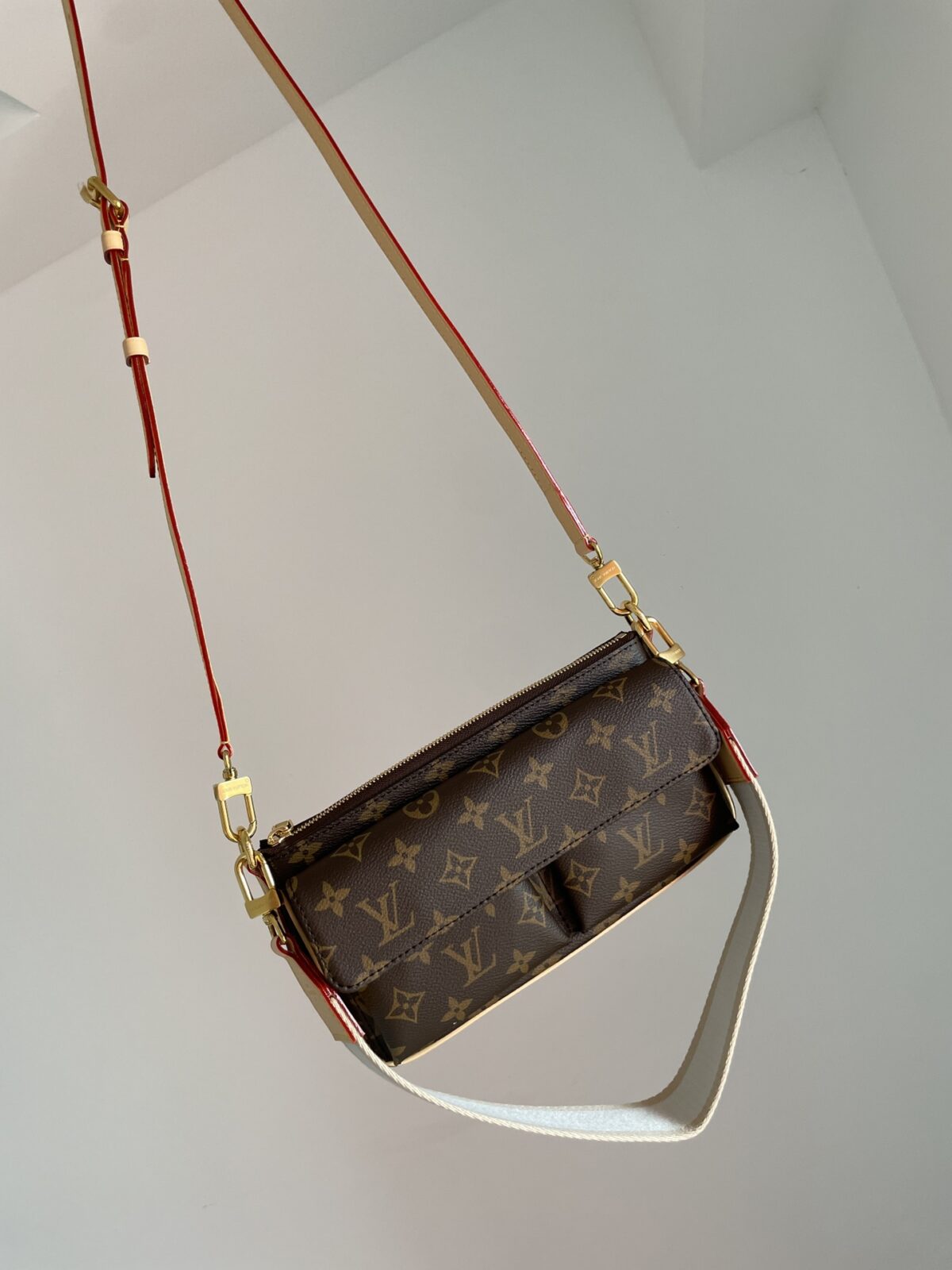 Louis Vuitton Vivacité Monogram Canvas Shoulder Bag – Brown - Image 6