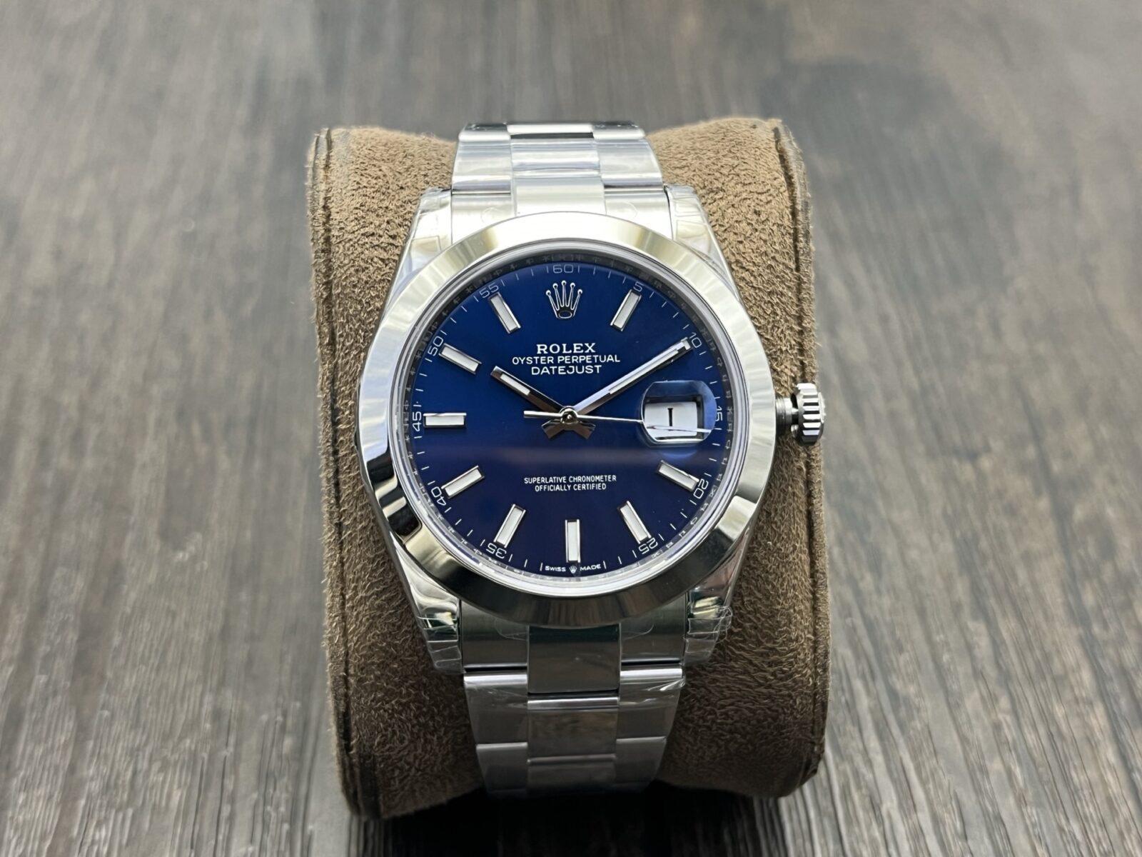 ROLEX Datejust 41mm Blue Dial - Image 2