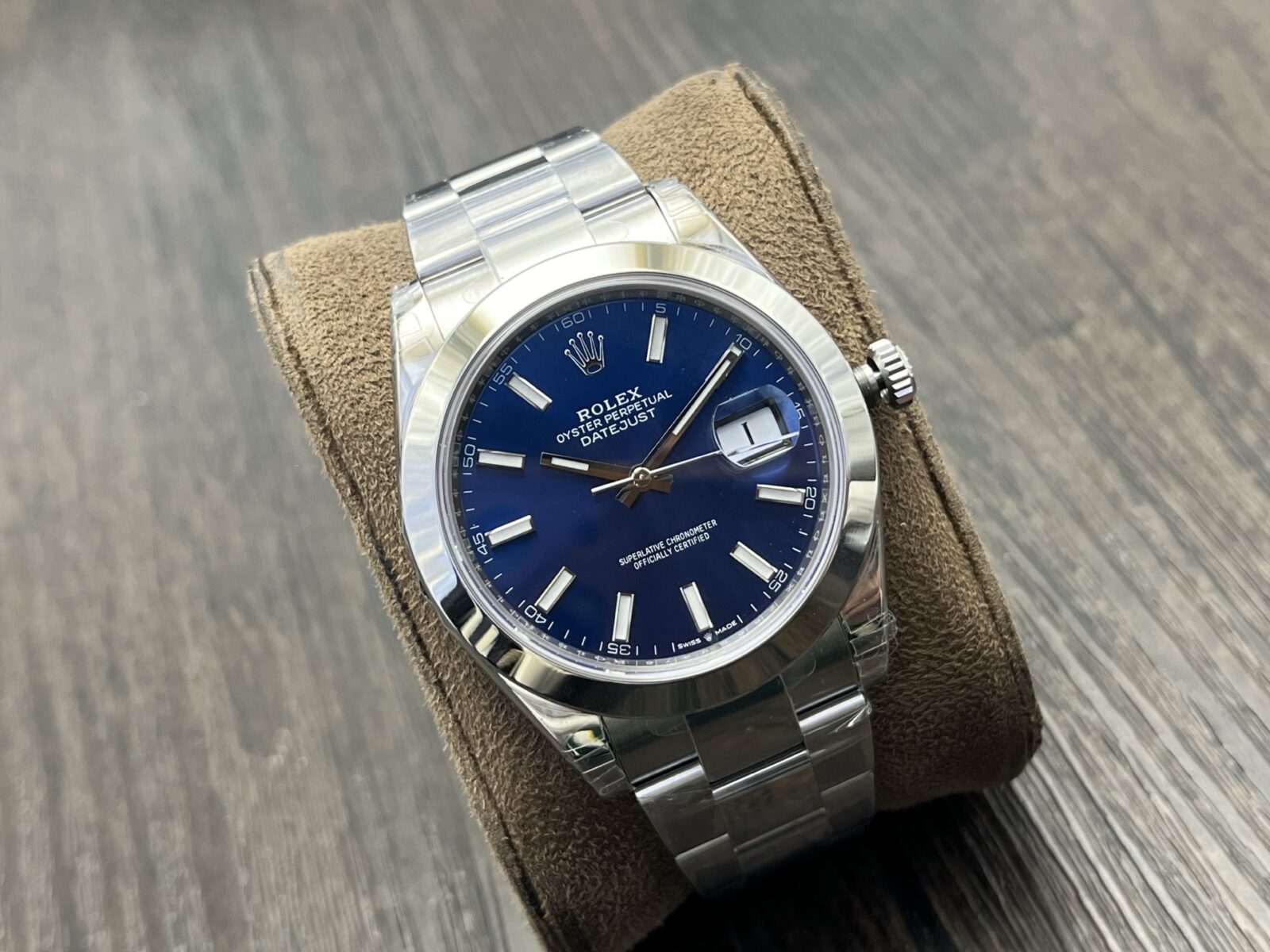 ROLEX Datejust 41mm Blue Dial - Image 3