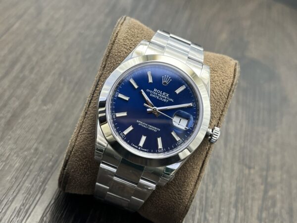 ROLEX Datejust 41mm Blue Dial - Image 4