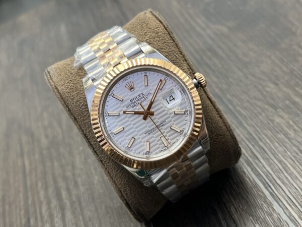 ROLEX Datejust 41mm Gray Dial - Image 3