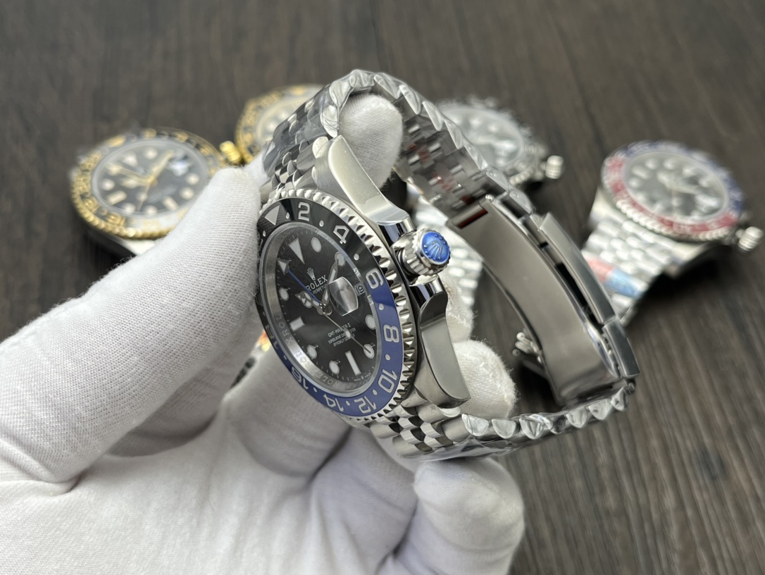 Rolex GMT-Master II Batman 40mm – Automatic 3285 Movement, 100m Water Resistance, Oystersteel Case - Image 7
