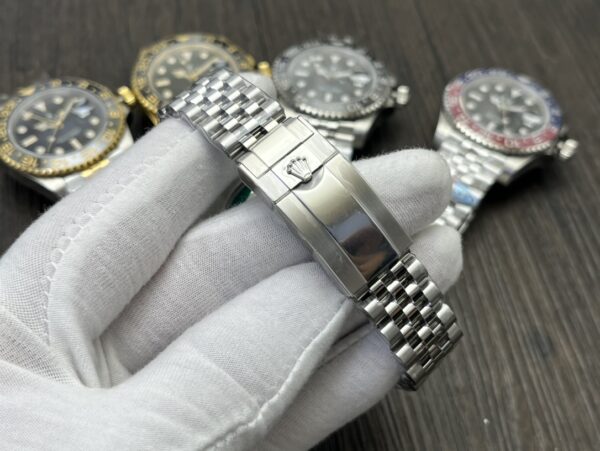 Rolex GMT-Master II Batman 40mm – Automatic 3285 Movement, 100m Water Resistance, Oystersteel Case - Image 8