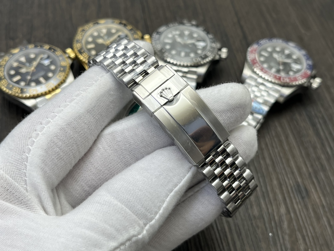 Rolex GMT-Master II Batman 40mm – Automatic 3285 Movement, 100m Water Resistance, Oystersteel Case - Image 8