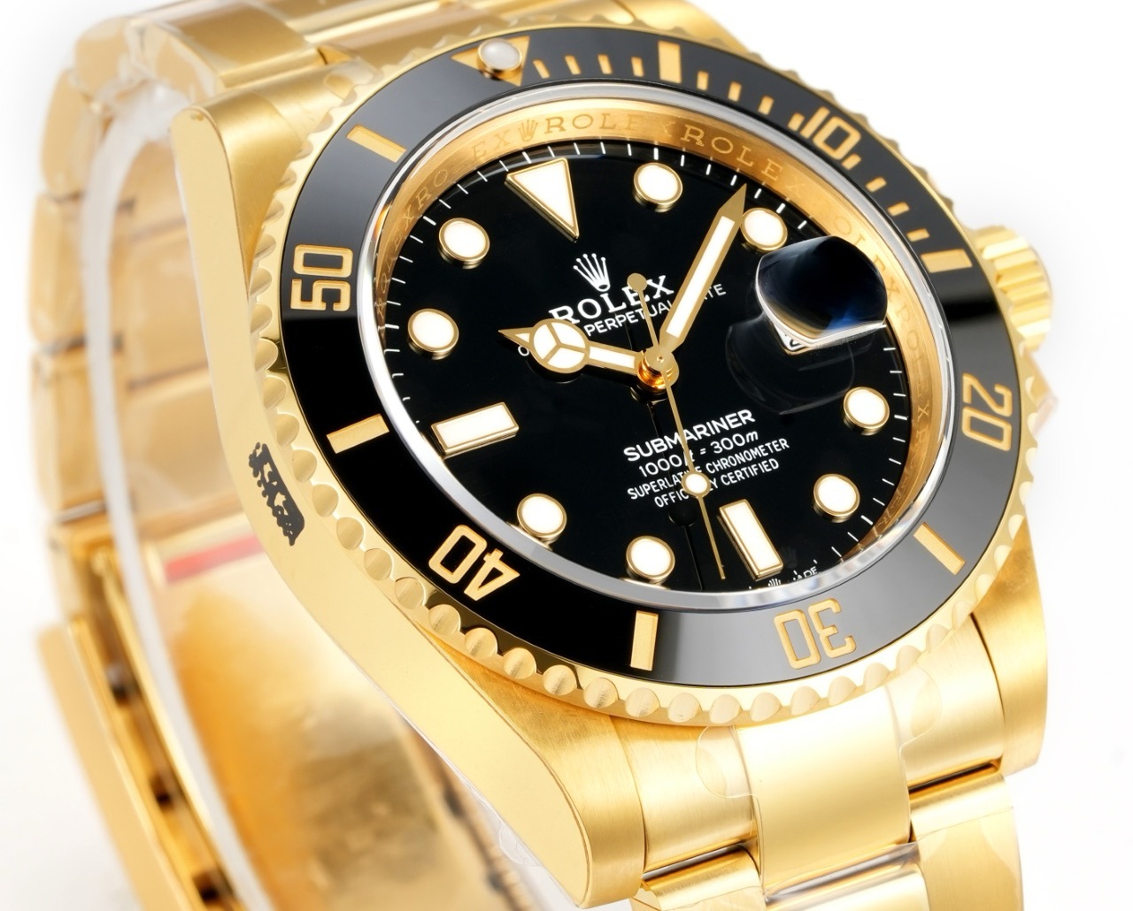 Rolex Submariner Date Yellow Gold Black - Image 4