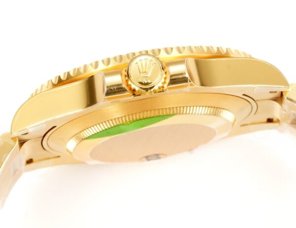 Rolex Submariner Date Yellow Gold Black - Image 6