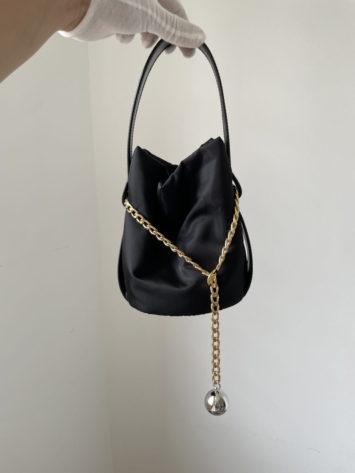 Prada Re-Nylon Small Handbag Black - Image 4