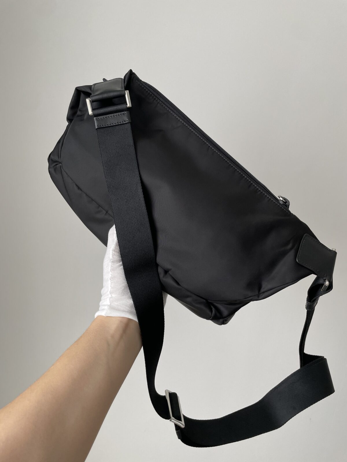PRADA Re-Nylon & Leather Crossbody Shoulder Bag Black - Image 5