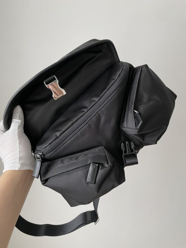 PRADA Re-Nylon & Leather Crossbody Shoulder Bag Black - Image 6