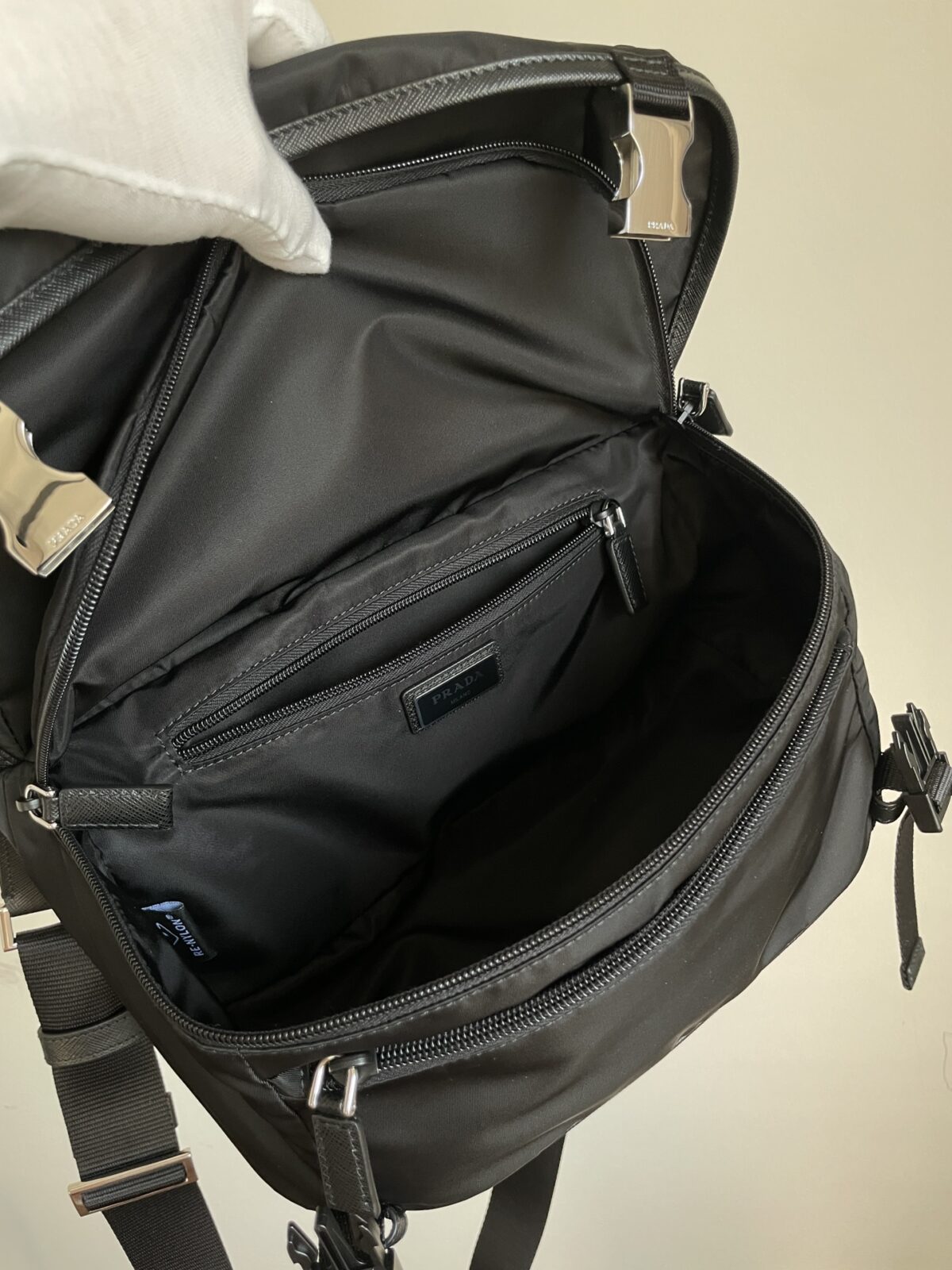 Prada Re-Nylon & Saffiano Leather Shoulder Bag Black - Image 3