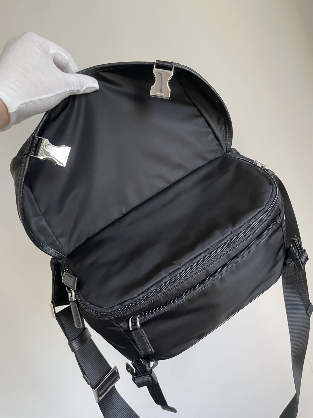 Prada Re-Nylon & Saffiano Leather Shoulder Bag Black - Image 4