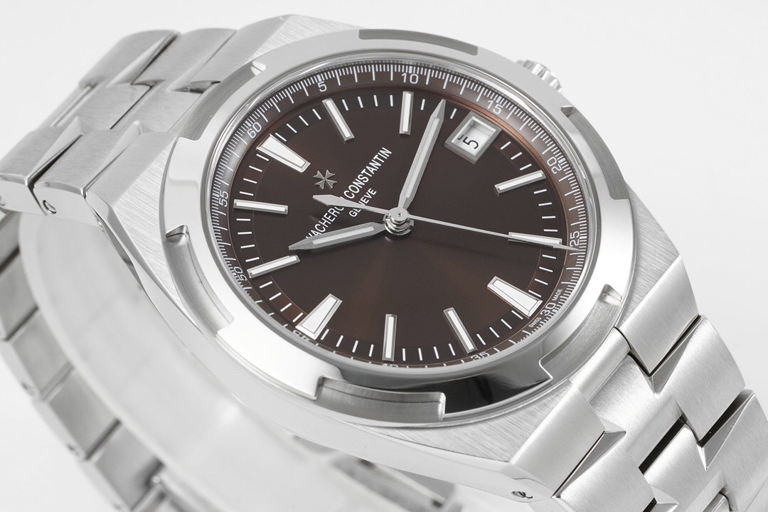 Vacheron Constantin Overseas Automatic 41mm Brown Dial Stainless Steel Watch - Image 4