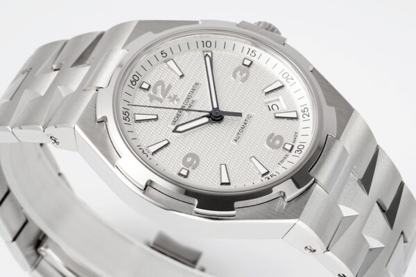 Vacheron Constantin Overseas Automatic 42mm White Dial Men’s Watch - Image 5
